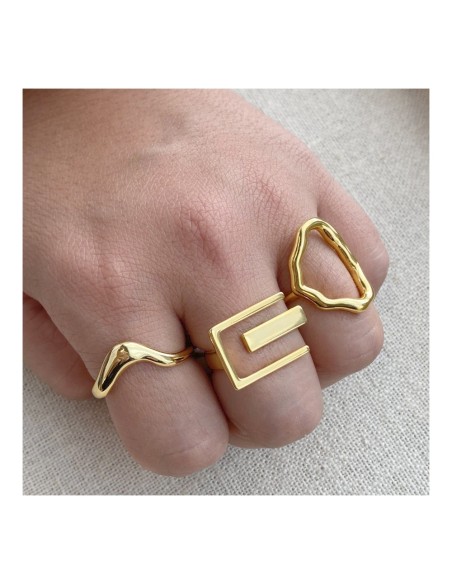 ANILLO GEOMETRICO BRUNA CON BAÑO ORO 18K. Diseño Moderno y minimalista