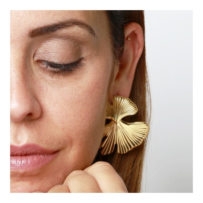 Pendientes dorados Hoja de Ginkgo Biloba Diseño chic y elegante 2